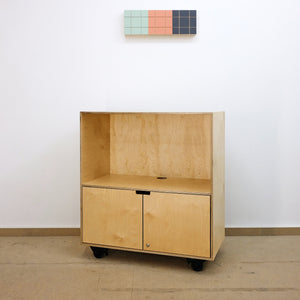 Mobile Theke Schoenbaum Birke abschliessbare Tuer